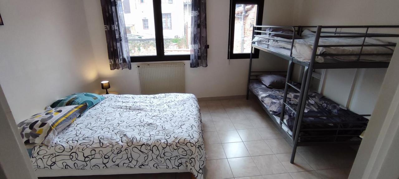 Hypercentre Grand Appartement Lumineux 3 Chambres Parking อาฌ็อง ภายนอก รูปภาพ