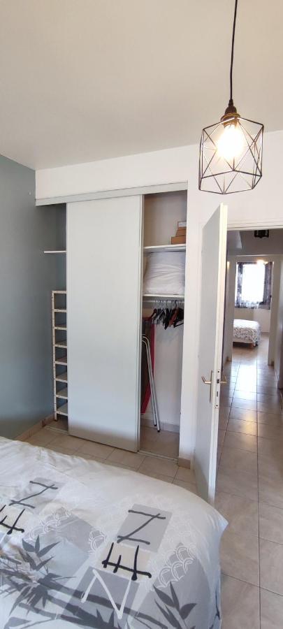 Hypercentre Grand Appartement Lumineux 3 Chambres Parking อาฌ็อง ภายนอก รูปภาพ