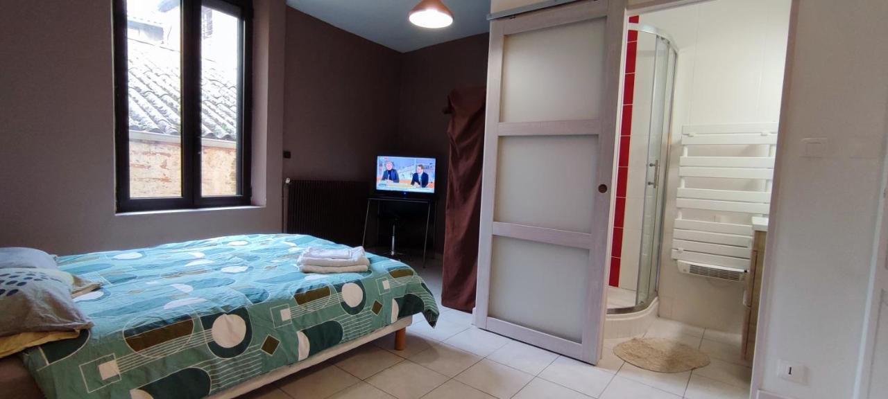 Hypercentre Grand Appartement Lumineux 3 Chambres Parking อาฌ็อง ภายนอก รูปภาพ
