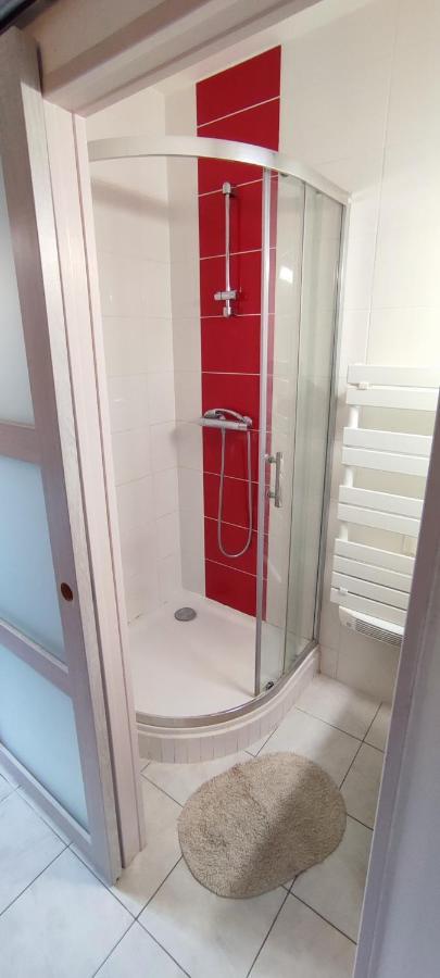 Hypercentre Grand Appartement Lumineux 3 Chambres Parking อาฌ็อง ภายนอก รูปภาพ